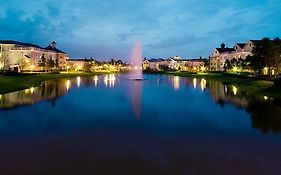 Disney'S Saratoga Springs Resort & Spa